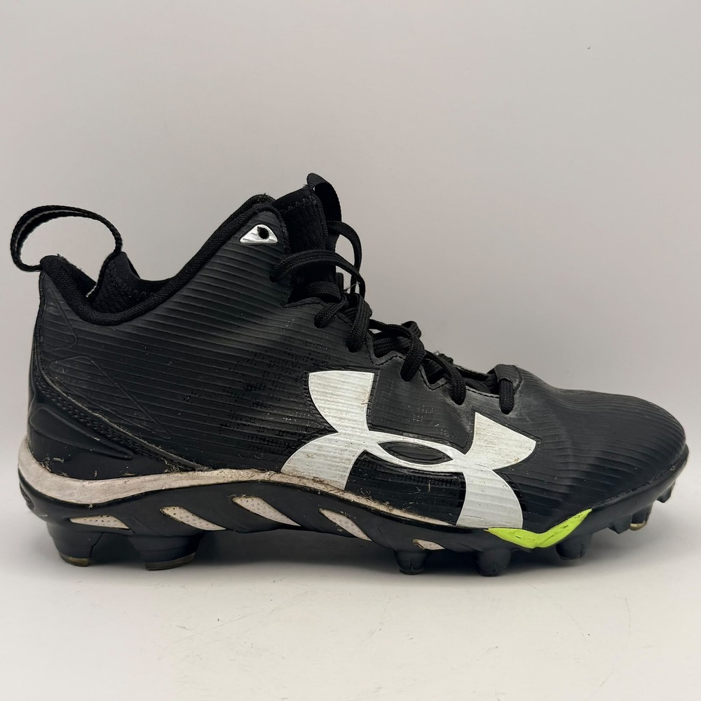 Under Armour Spine Football Cleats Mens Size 8 Black White Mid Top Athletic
